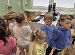 Wizyta przedszkolaków na konkursie recytatorskim